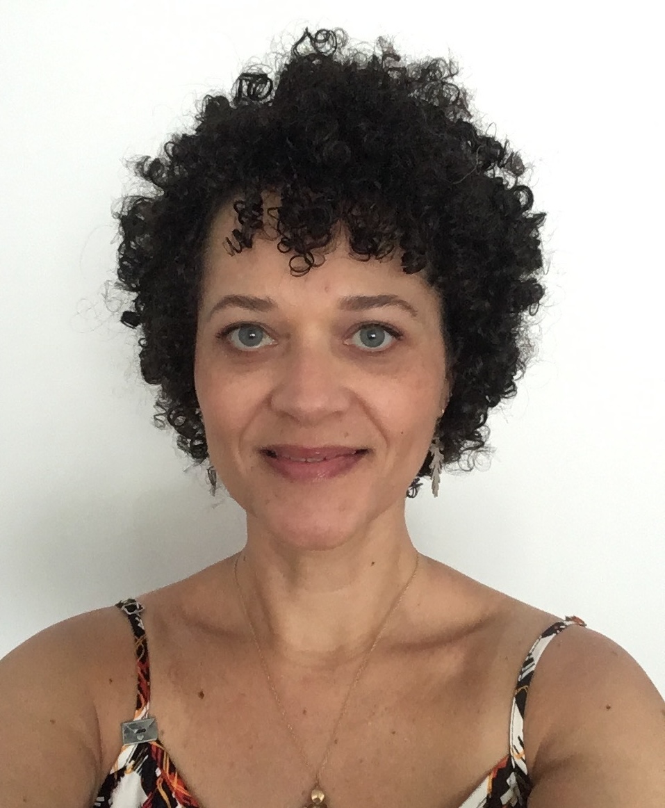Thais Riback